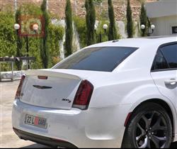 کرایسلەر 300